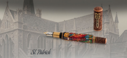 luxusn rune malovan pero so zlatom St. Patrick
