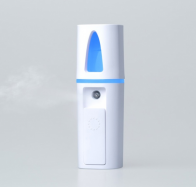 mini cestovn� difuz�r esenci�lnych olejov a kvetov�ch v�d