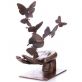 bronzov socha ruka s motmi 144 - pohlad 2 - www.glancshop.sk