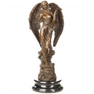 bronzov� socha Fortuny na mramorovom podstavci 167