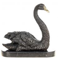 bronzov� socha na mramorovom podstavci Labu� 43