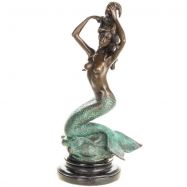 bronzov� socha na mramorovom podstavci Morsk� panna 67