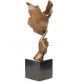 bronzov� modern� socha na mramorovom podstavci 129 - pohlad 3 - www.glancshop.sk